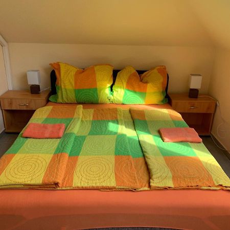 Balaton Kinizsi Apartman Шиофок Экстерьер фото