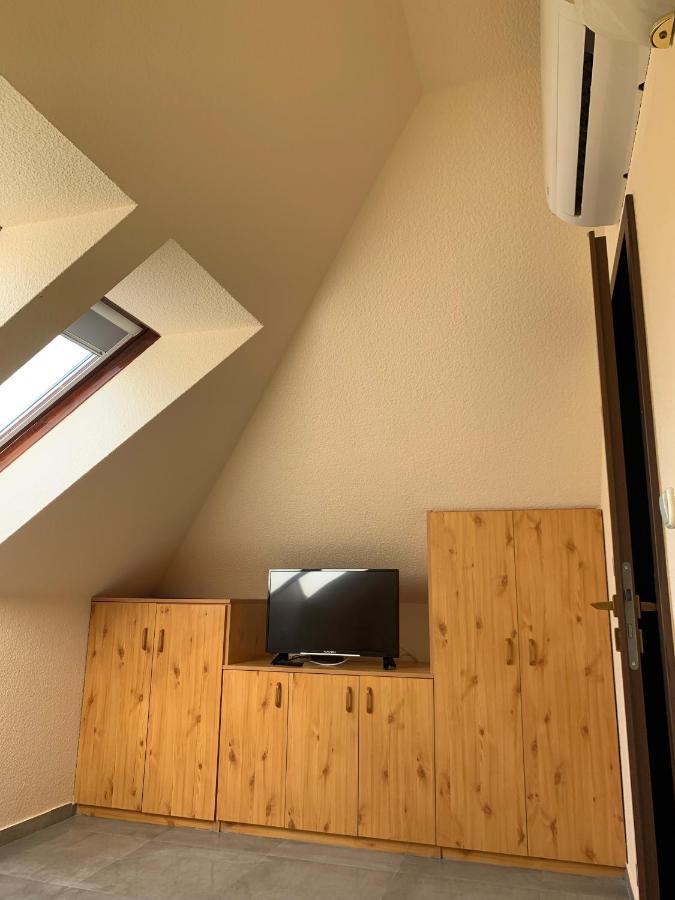Balaton Kinizsi Apartman Шиофок Экстерьер фото