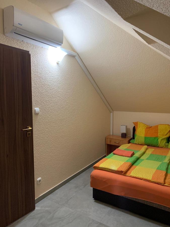 Balaton Kinizsi Apartman Шиофок Экстерьер фото