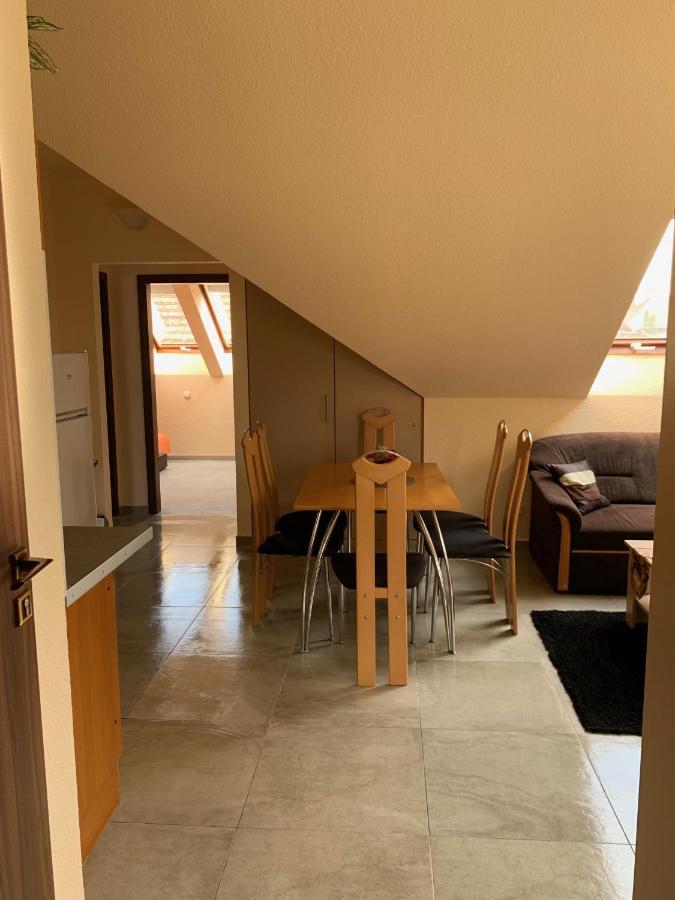 Balaton Kinizsi Apartman Шиофок Экстерьер фото