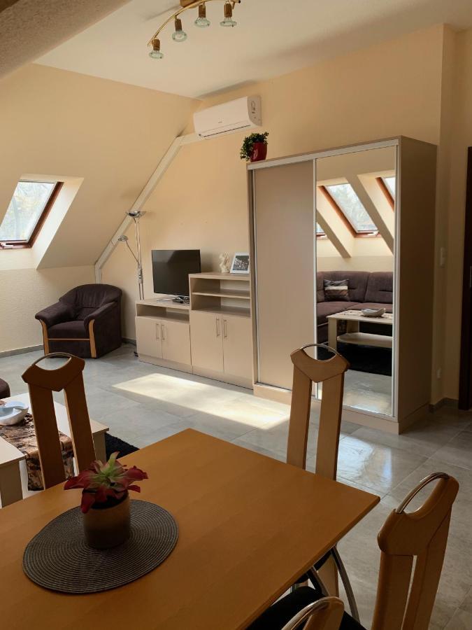 Balaton Kinizsi Apartman Шиофок Экстерьер фото